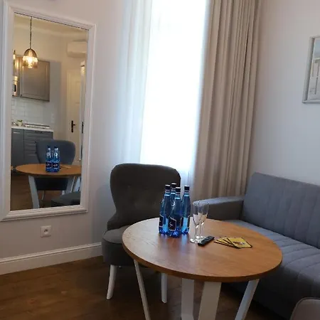 Sea By Oneapartments Apartment