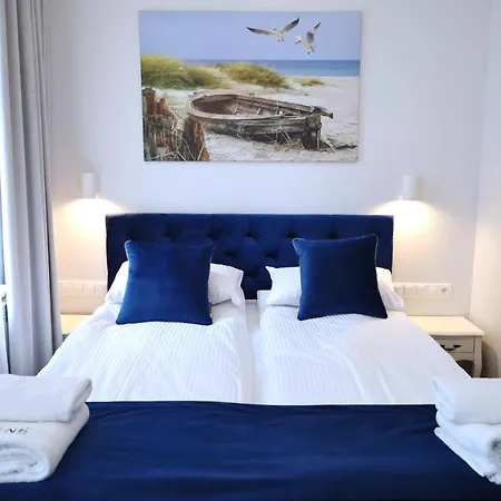 Sea By Oneapartments Apartment